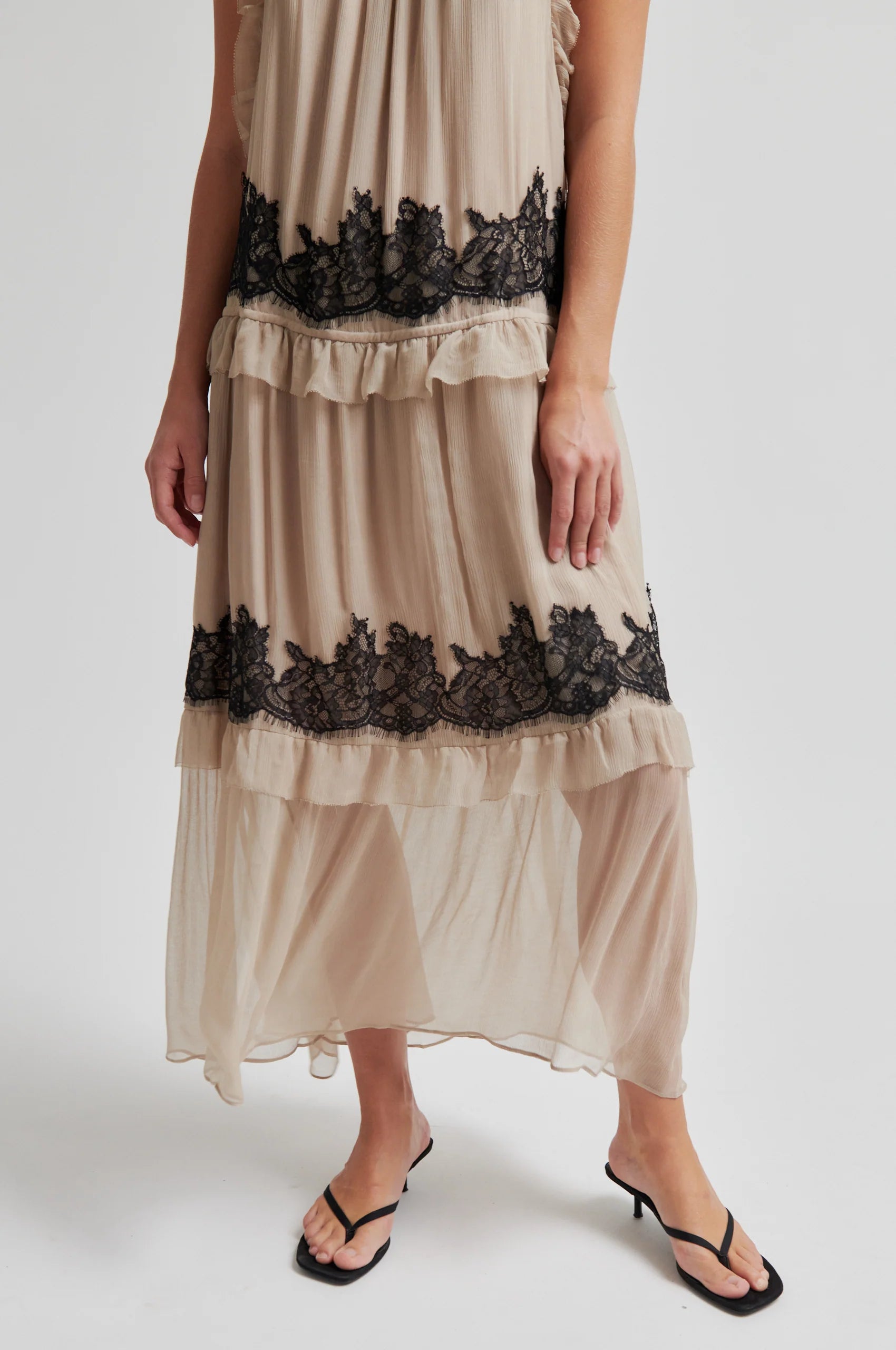 SECOND FEMALE | DRESSES | WOMAN | LINDA MAXY DRESS PLAZA TAUPE | BEIGE