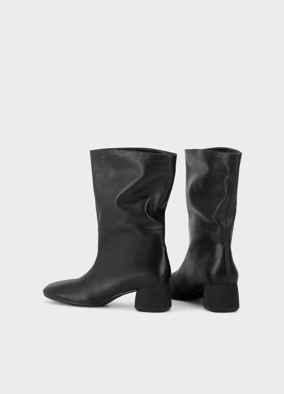 VAGABOND LIVIA-PW2G Black: черный сапоги для женщин