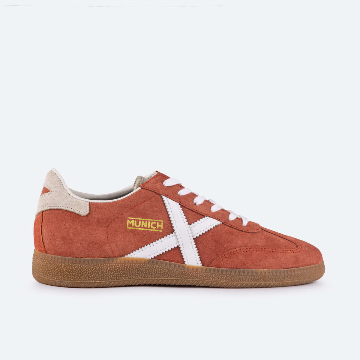 MUNICH Barru 161: red trainers unisex