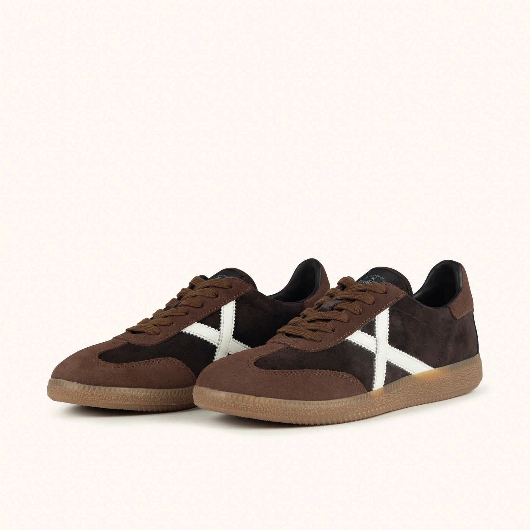 MUNICH Barru Icons Brown: بني سنيكرز للرجال