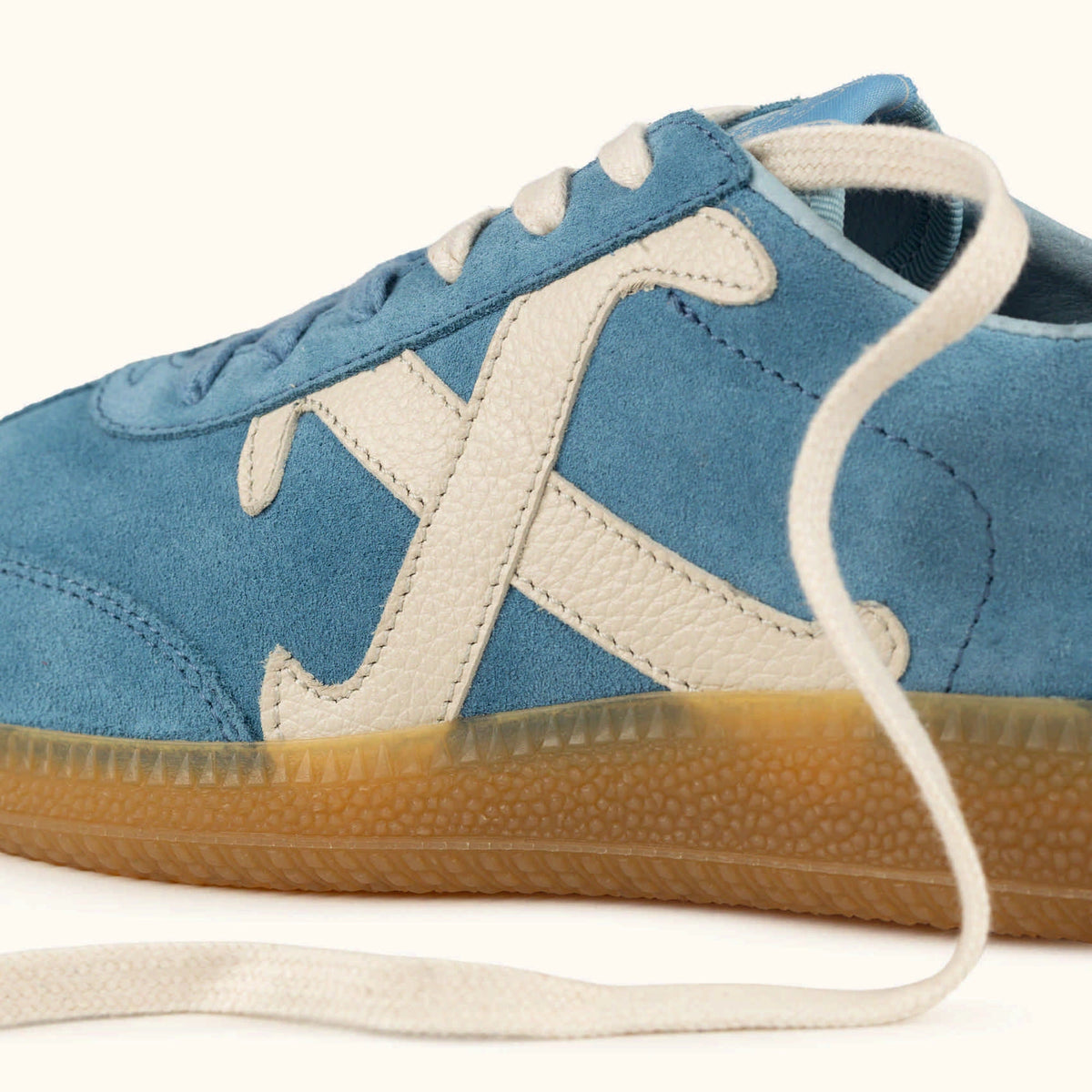 MUNICH | SNEAKERS | UNISEX | BARRU PATI DE LLUMS - CASA BATLLÓ AZUL | AZUL