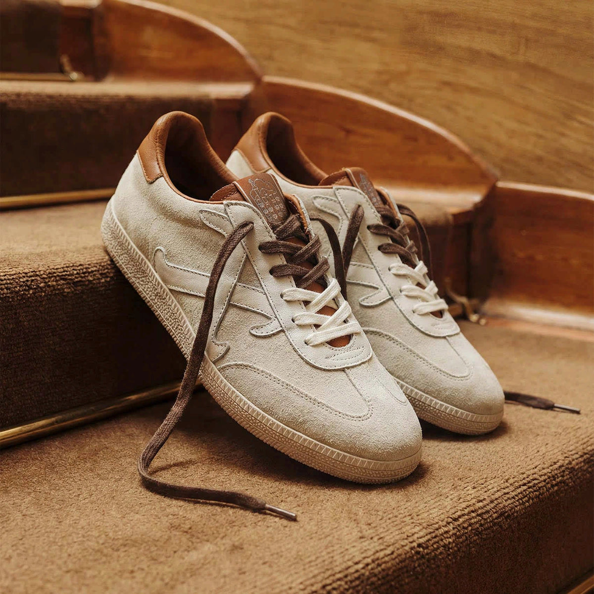 MUNICH | SNEAKERS | UNISEX | BARRU PLANTA NOBLE -CASA BATLLÓ BLANCO | BLANCO