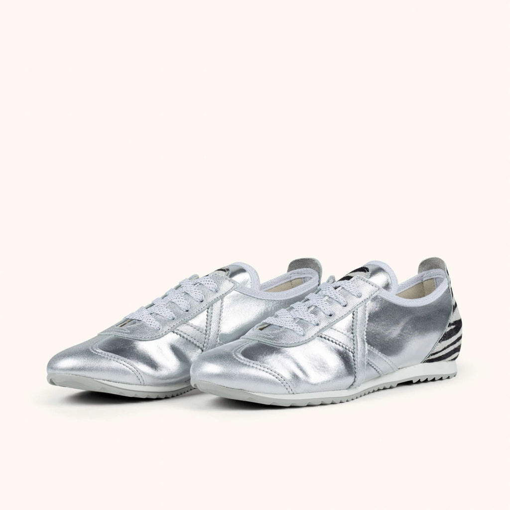 MUNICH | SNEAKERS | UNISEX | OSAKA 590 | SILVER