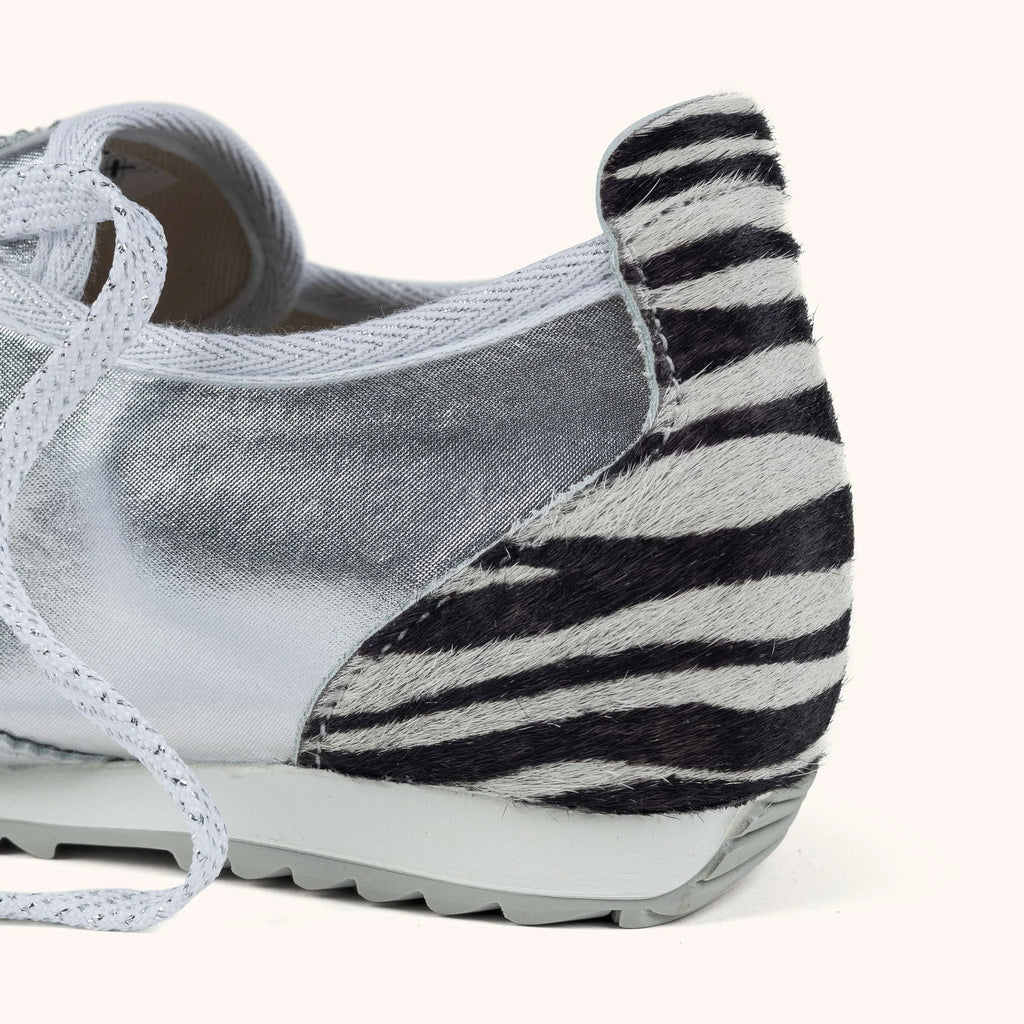 MUNICH | SNEAKERS | UNISEX | OSAKA 590 | SILVER