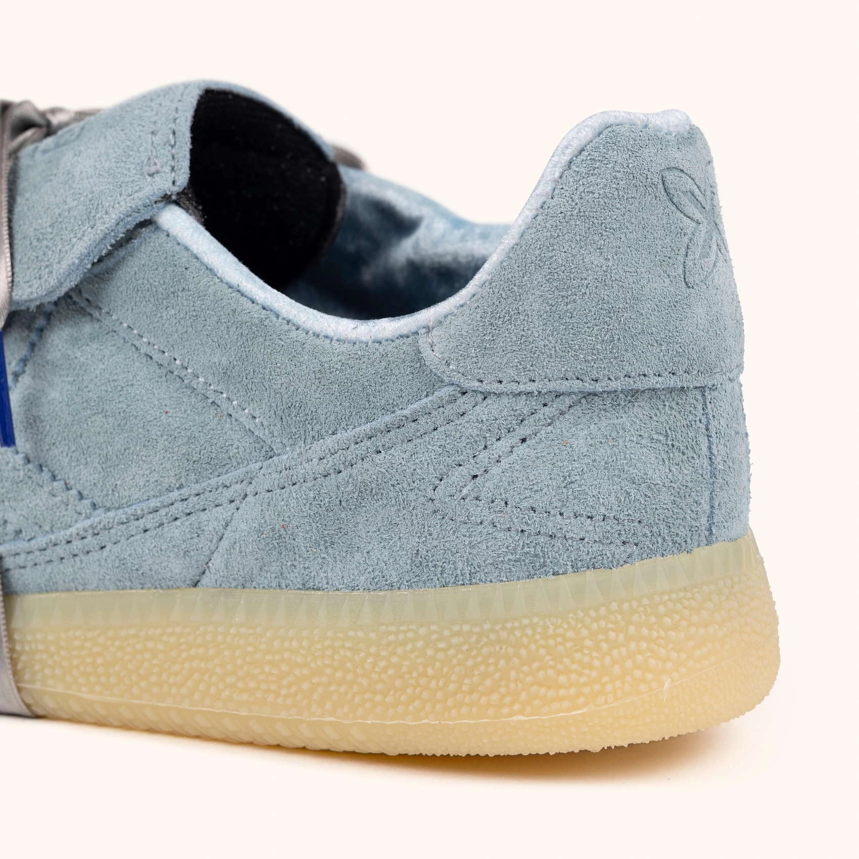 MUNICH Mundial Strada Suede 02: أزرق سنيكرز للنساء