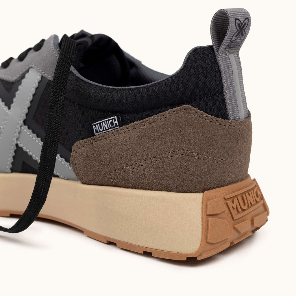 MUNICH Xemine 86: svart sneakers för herr