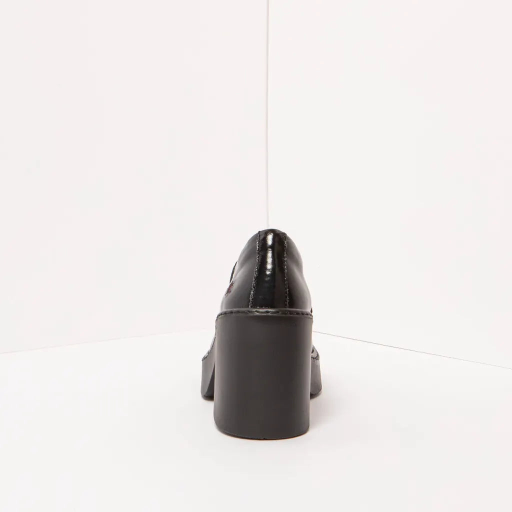 ART 1972 Nappa Shinny Black/berna: أسود أحذية للنساء