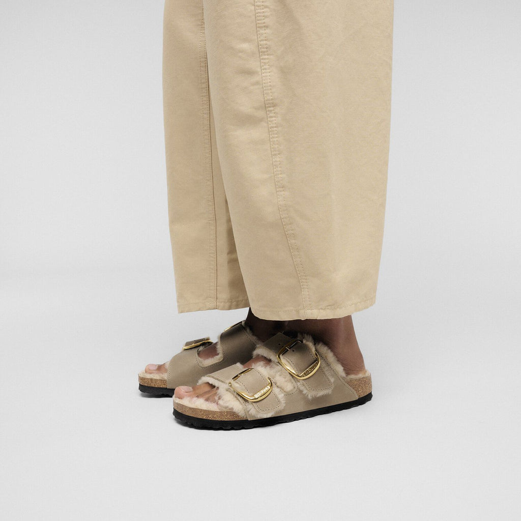 BIRKENSTOCK | SANDALS | WOMAN | ARIZONA BB SHEARLING LEOI TABACCO BR LAF TABACCO BROWN | BEIGE