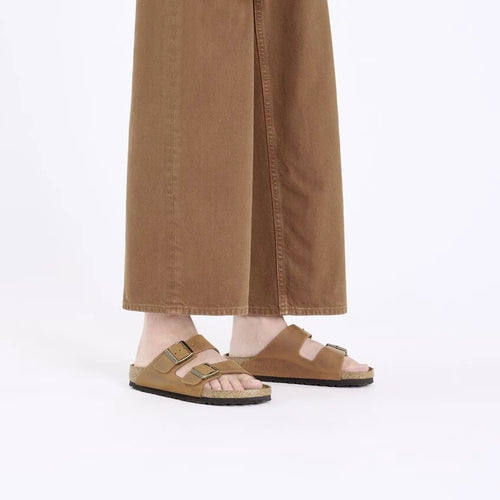 BIRKENSTOCK Arizona LEOI Cognac: brun sandaler unisex