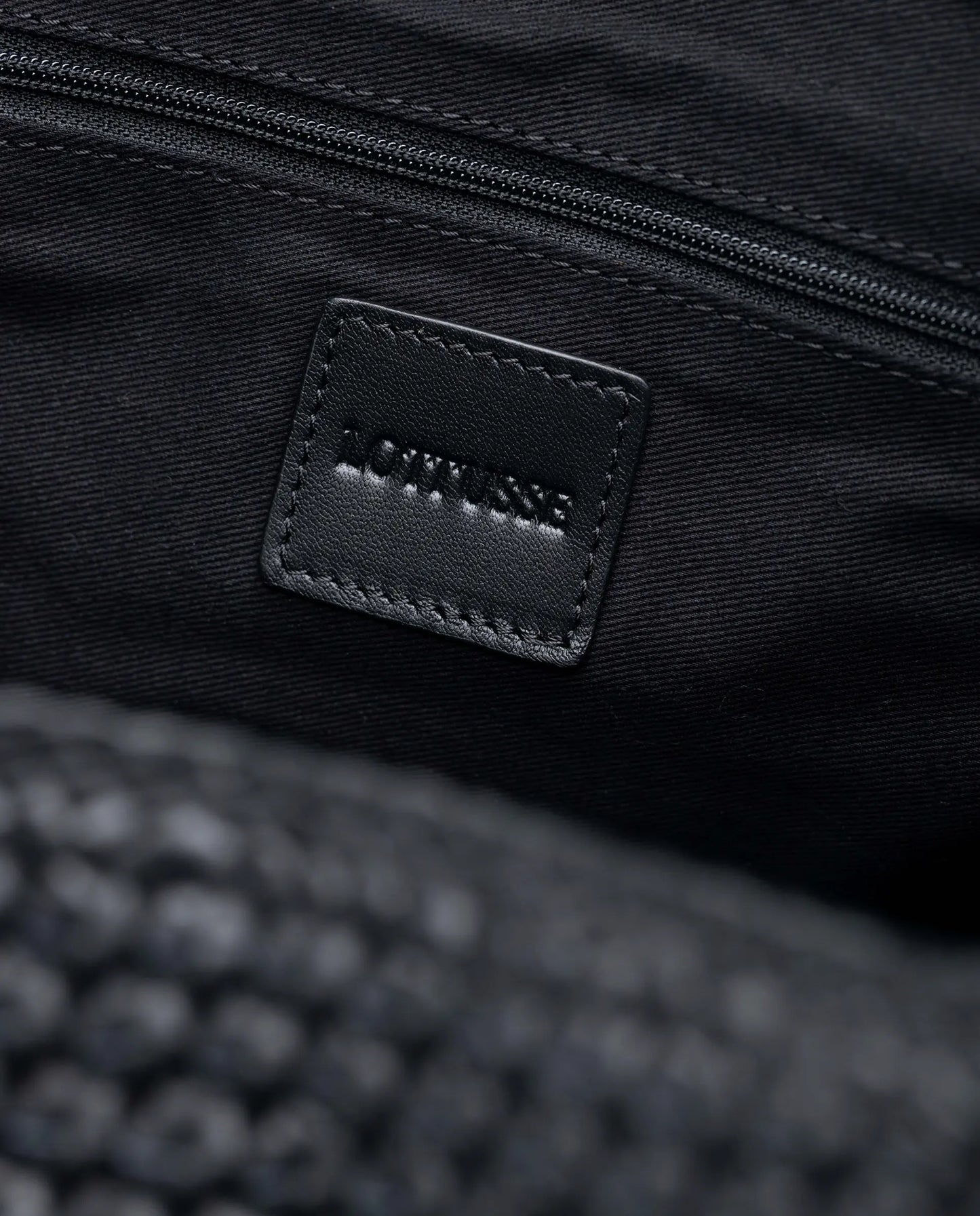 LOTTUSSE | BOLSOS | MUJER | HOBO NEGRO DE CORDERO MERINO SOFT NEGRO | NEGRO