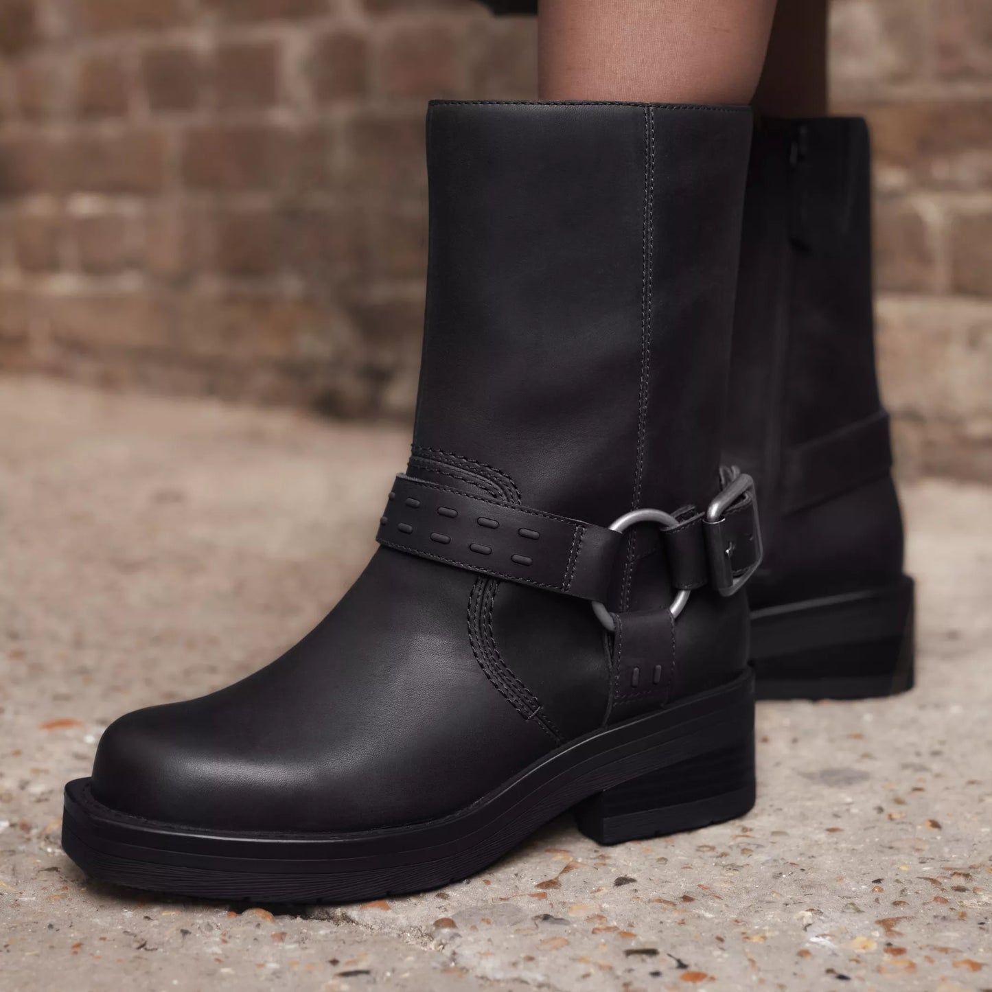 CLARKS | WOMEN'S BOOTS | REBELLE UP BLACK LEATHER | BLACK