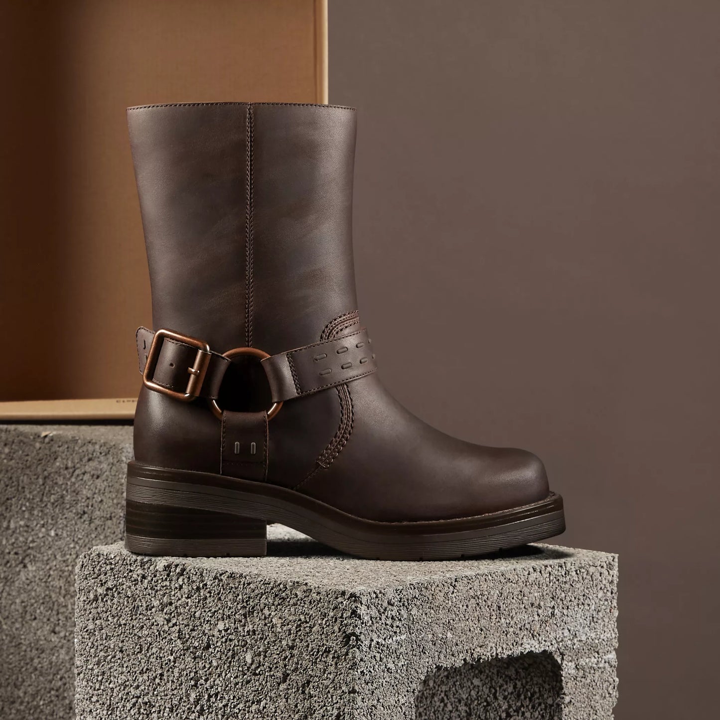 CLARKS | WOMEN'S BOOTS | REBELLE UP WALNUT LEATHER | BROWN