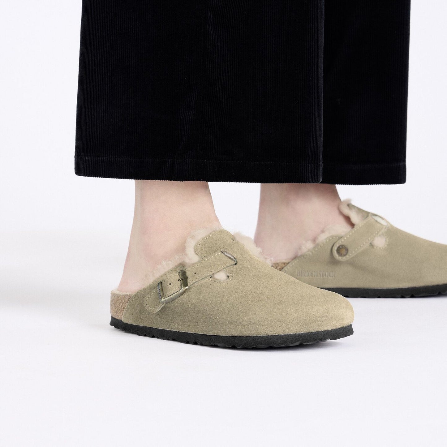 BIRKENSTOCK | SANDALIAS MUJER | BOSTON SHEARLING SUEDE LEATHER/FUR TAUPE | VERDE