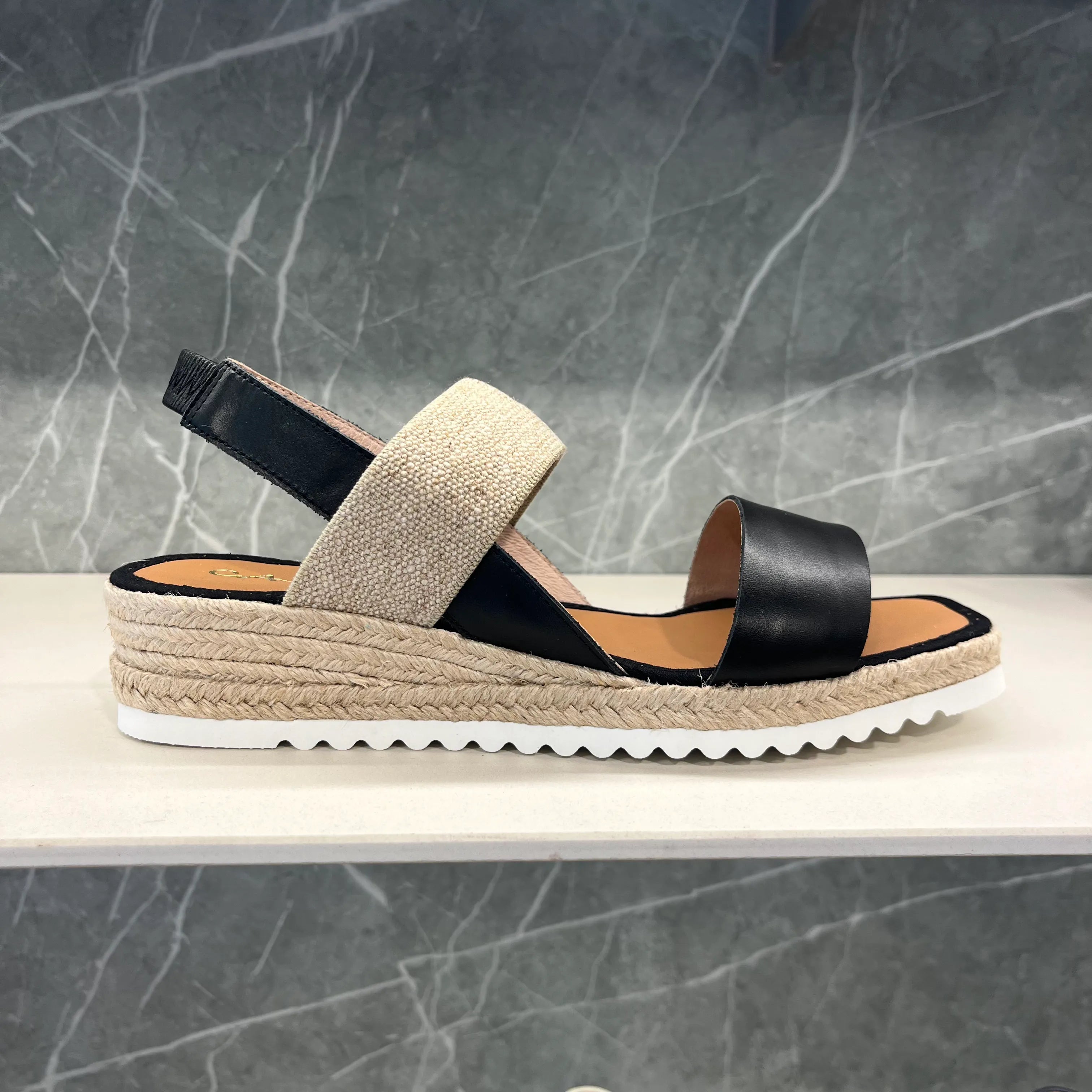 CASTELLER | WOMEN'S SANDALS | 895 ELASTIC RAFFIA WITH COWHIDE | BLACK