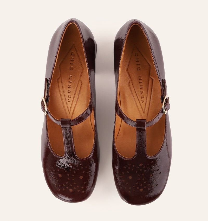 CHIE MIHARA | MERCEDITAS | MUJER | MOKASI | ROJO