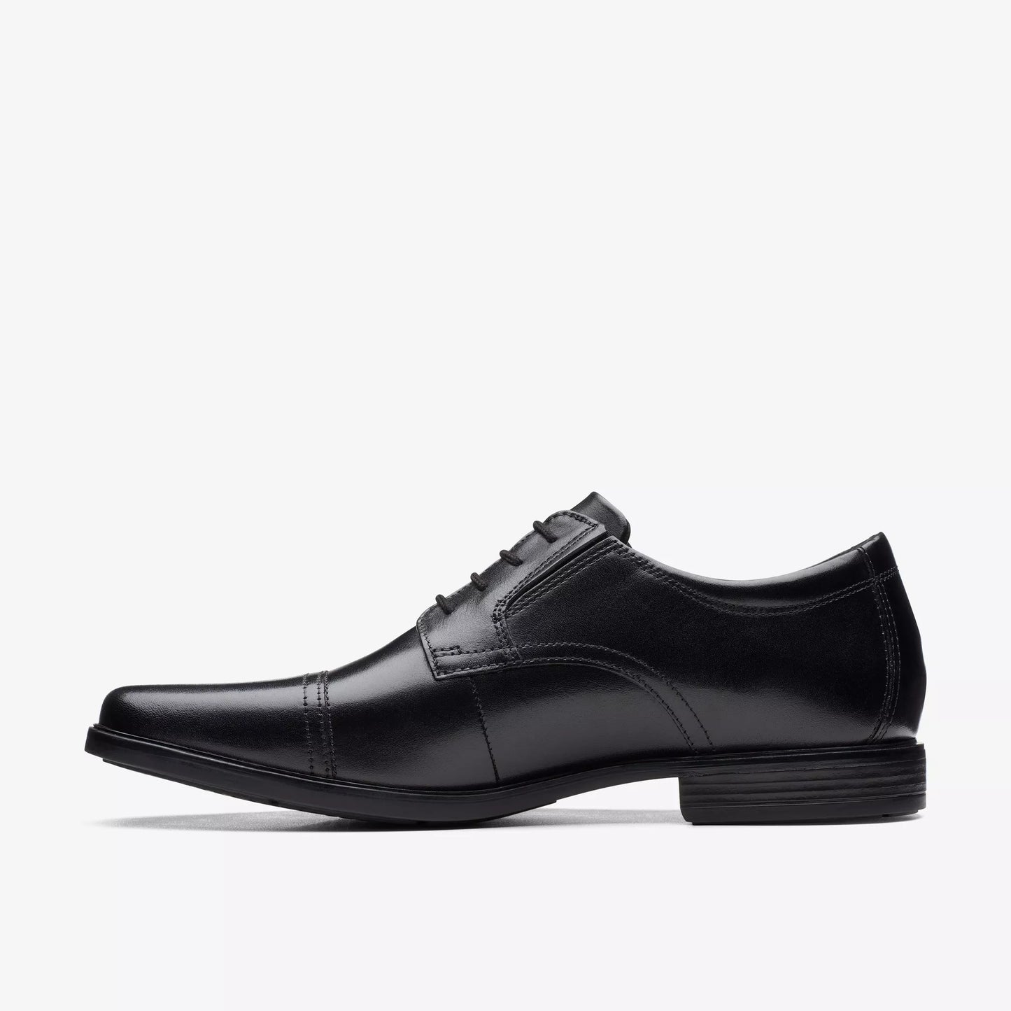 CLARKS | ZAPATOS DE VESTIR | HOMBRE | WHIDDON CAP BLACK LEATHER | NEGRO