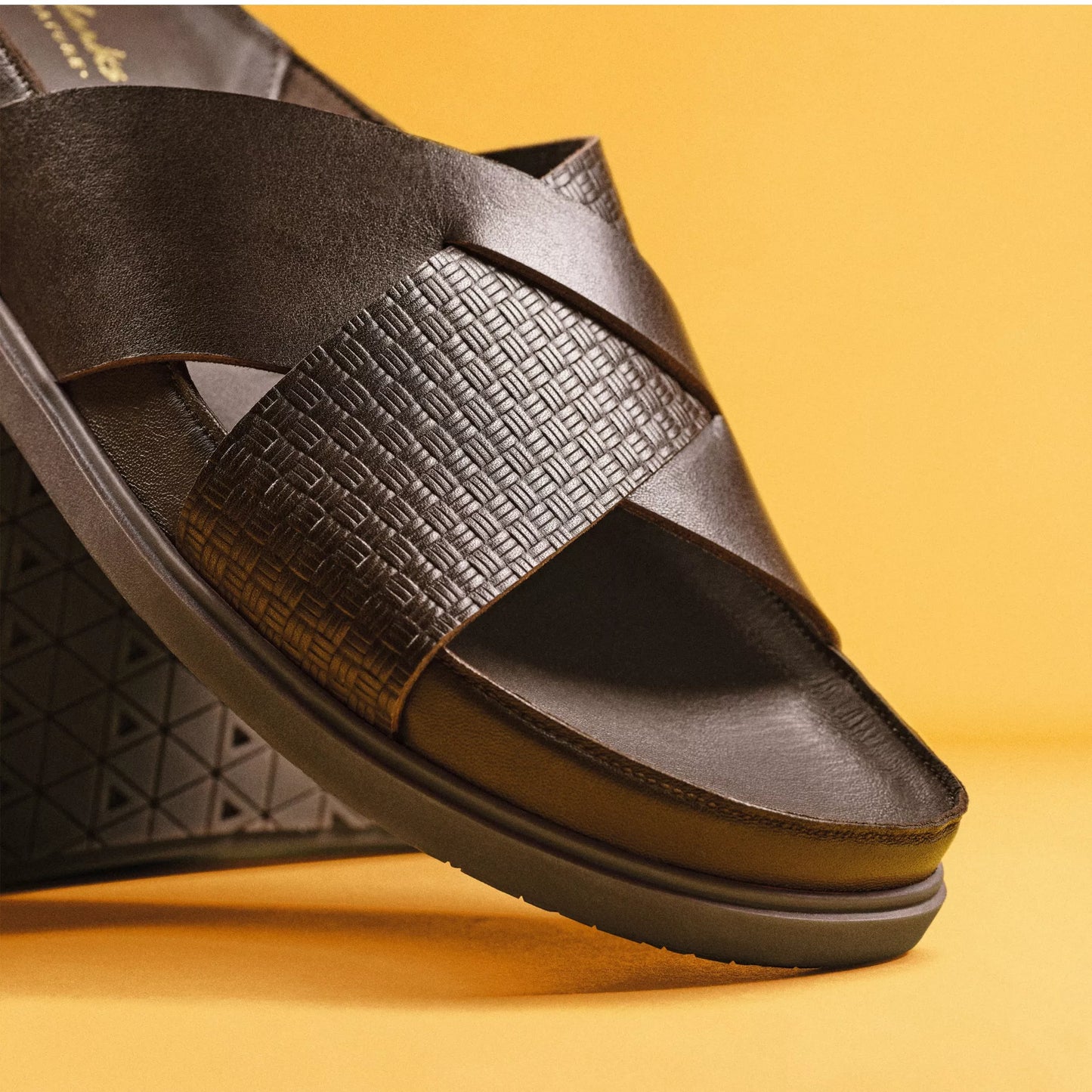 CLARKS | SANDALIAS | HOMBRE | TORFORD CROSS BROWN LEATHER | MARRÓN