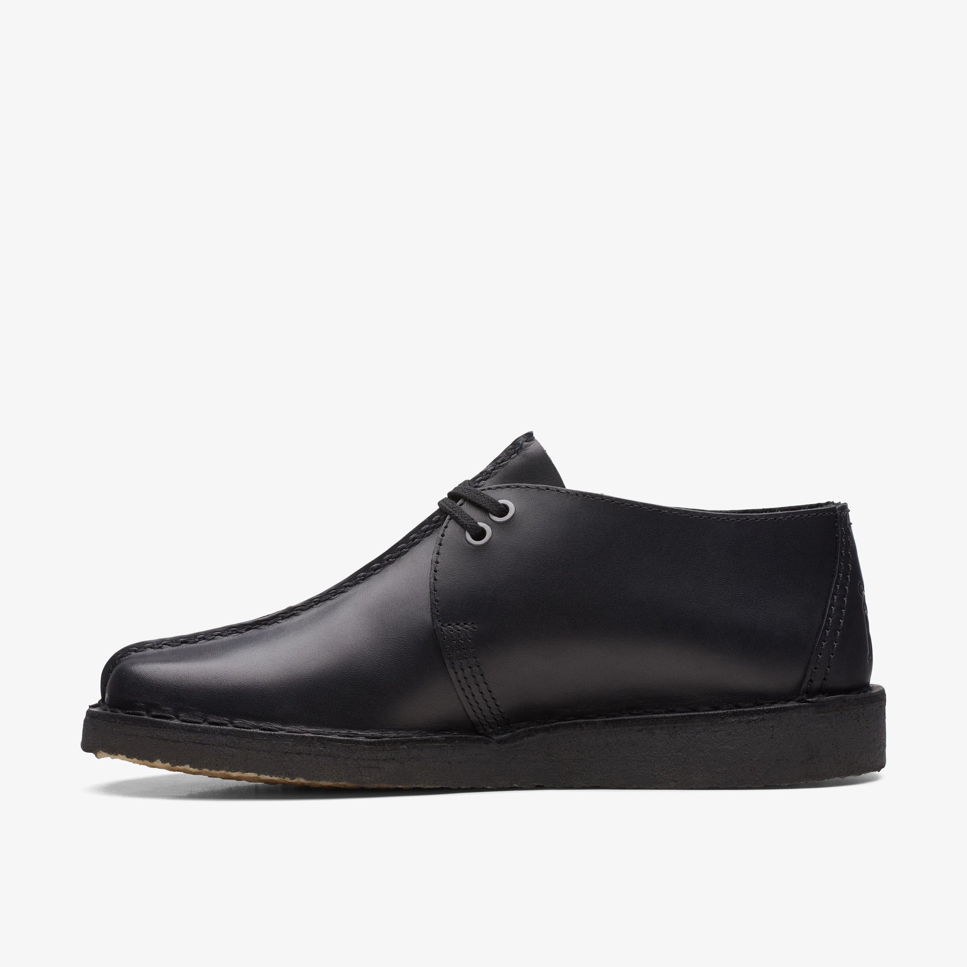 Zapatos Casual De La Marca Clarks  Para Hombre Modelo Desert Trek Black Leather En Color Negro