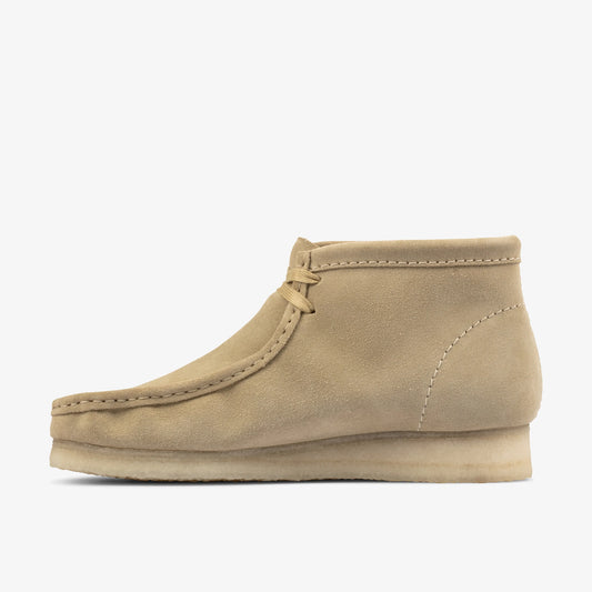 Botas De La Marca Clarks  Para Hombre Modelo Wallabee Boot Maple Suede En Color Beige
