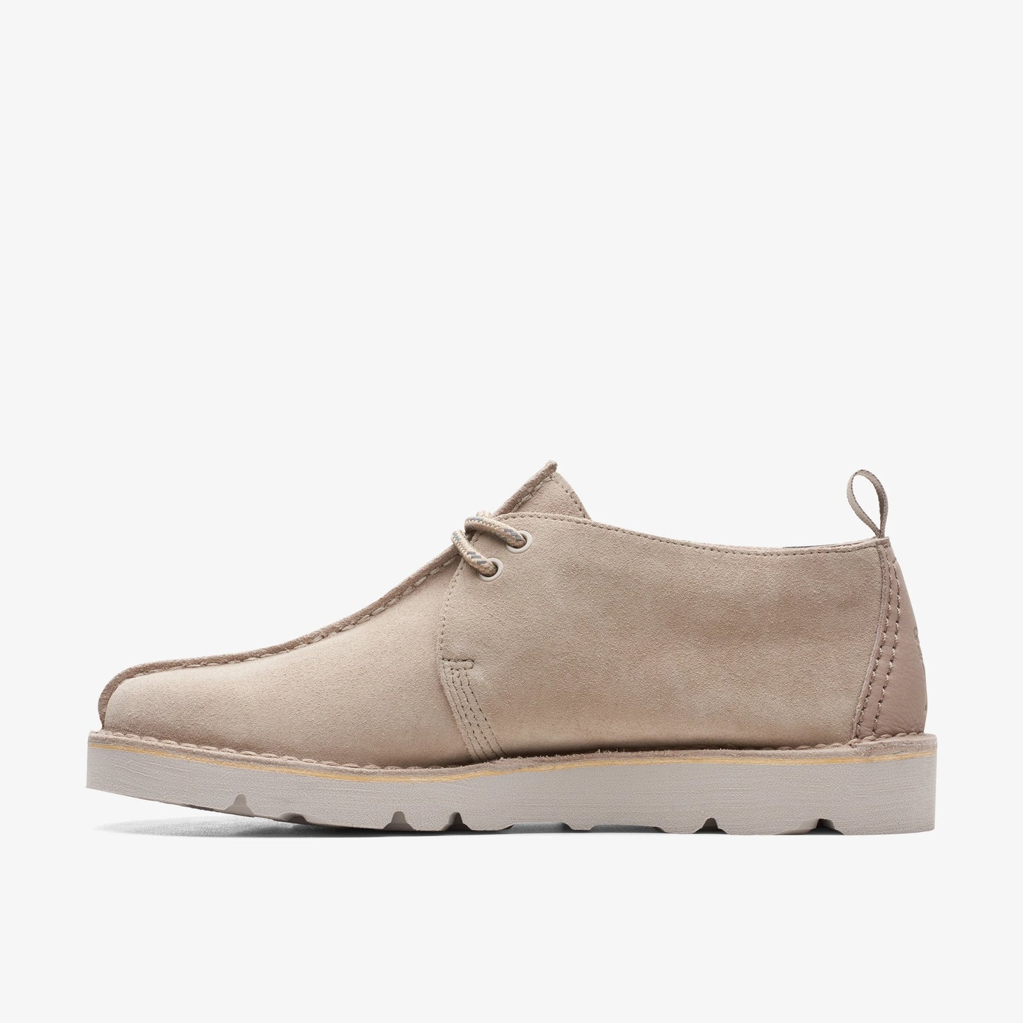 Zapatos Casual De La Marca Clarks  Para Hombre Modelo Desert Trekgtx Sand Suede En Color Beige