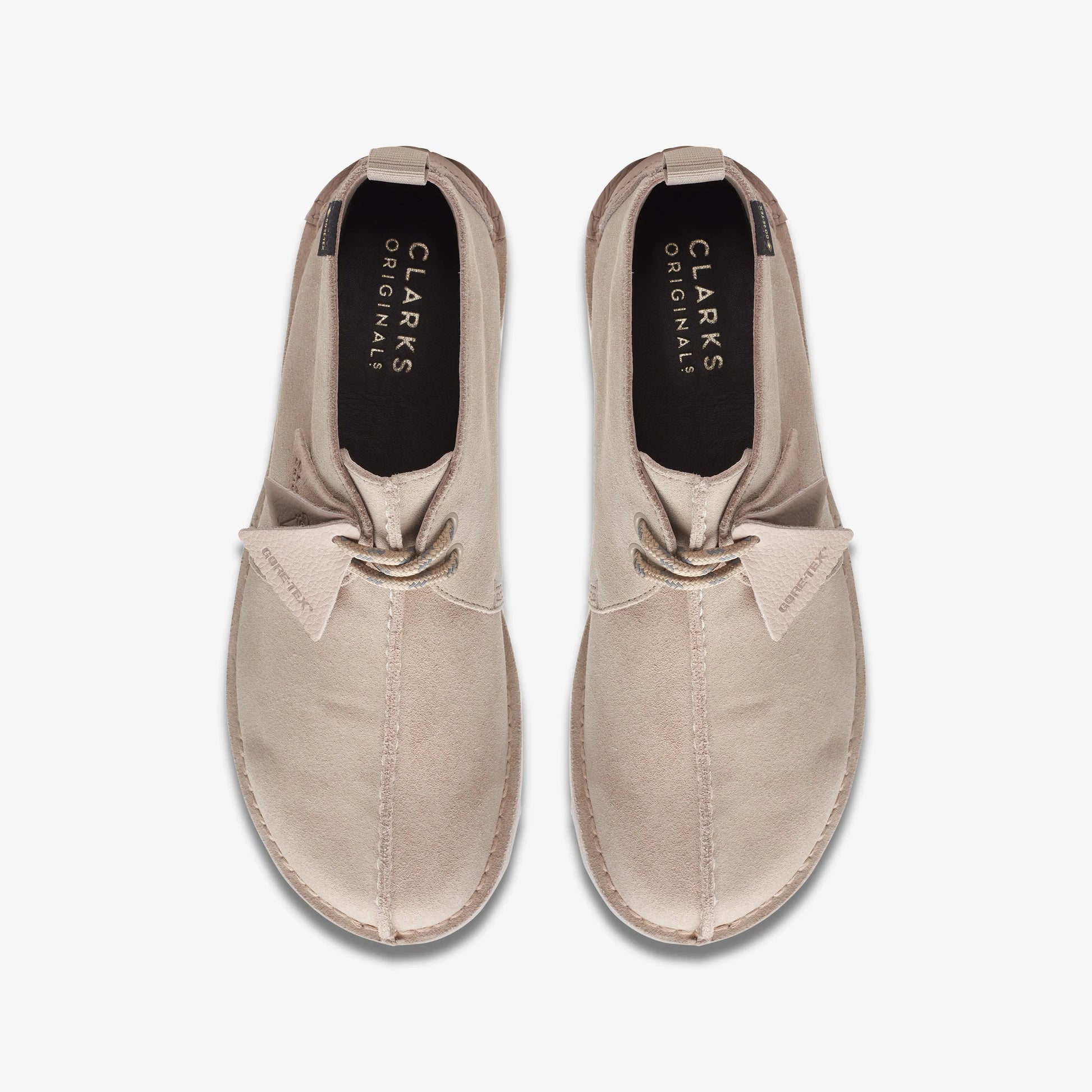 Zapatos Casual De La Marca Clarks  Para Hombre Modelo Desert Trekgtx Sand Suede En Color Beige