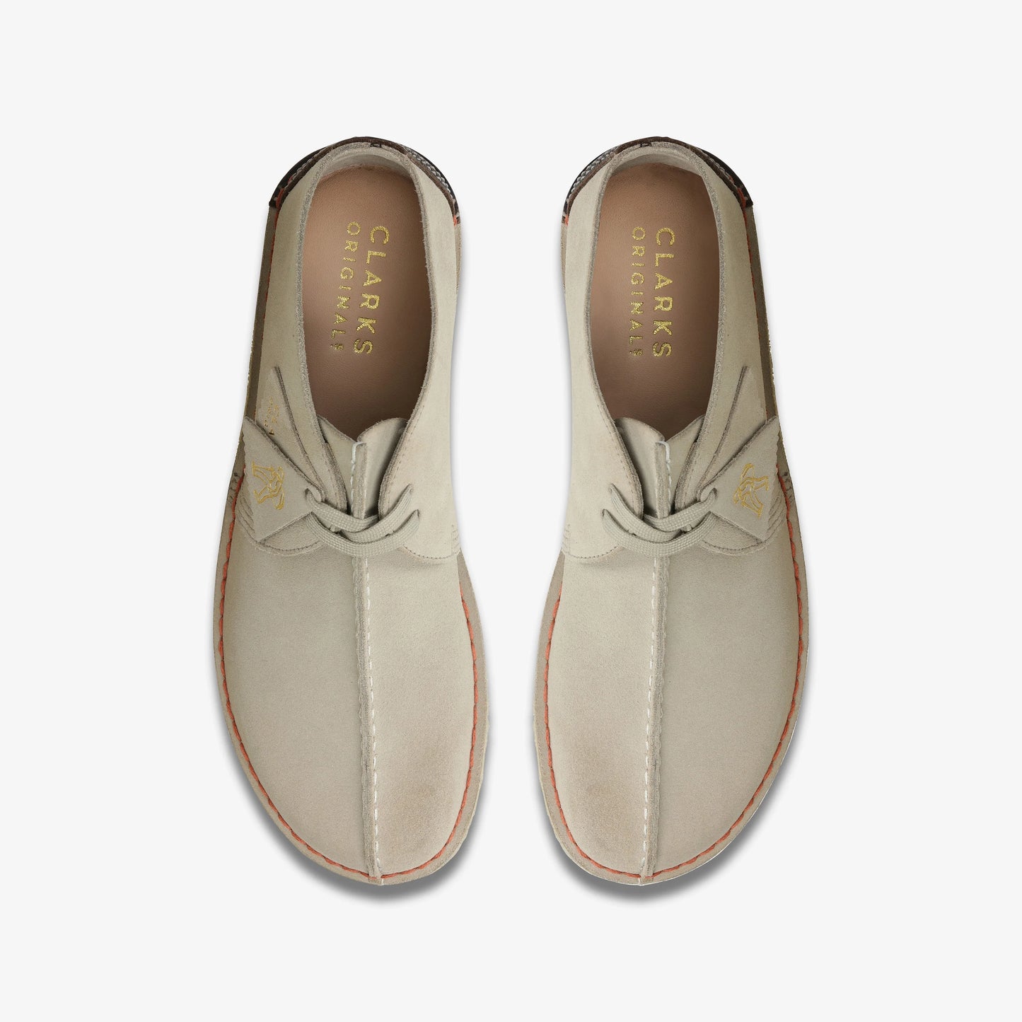 Zapatos Casual De La Marca Clarks  Para Hombre Modelo Desert Trek Sand Suede En Color Beige