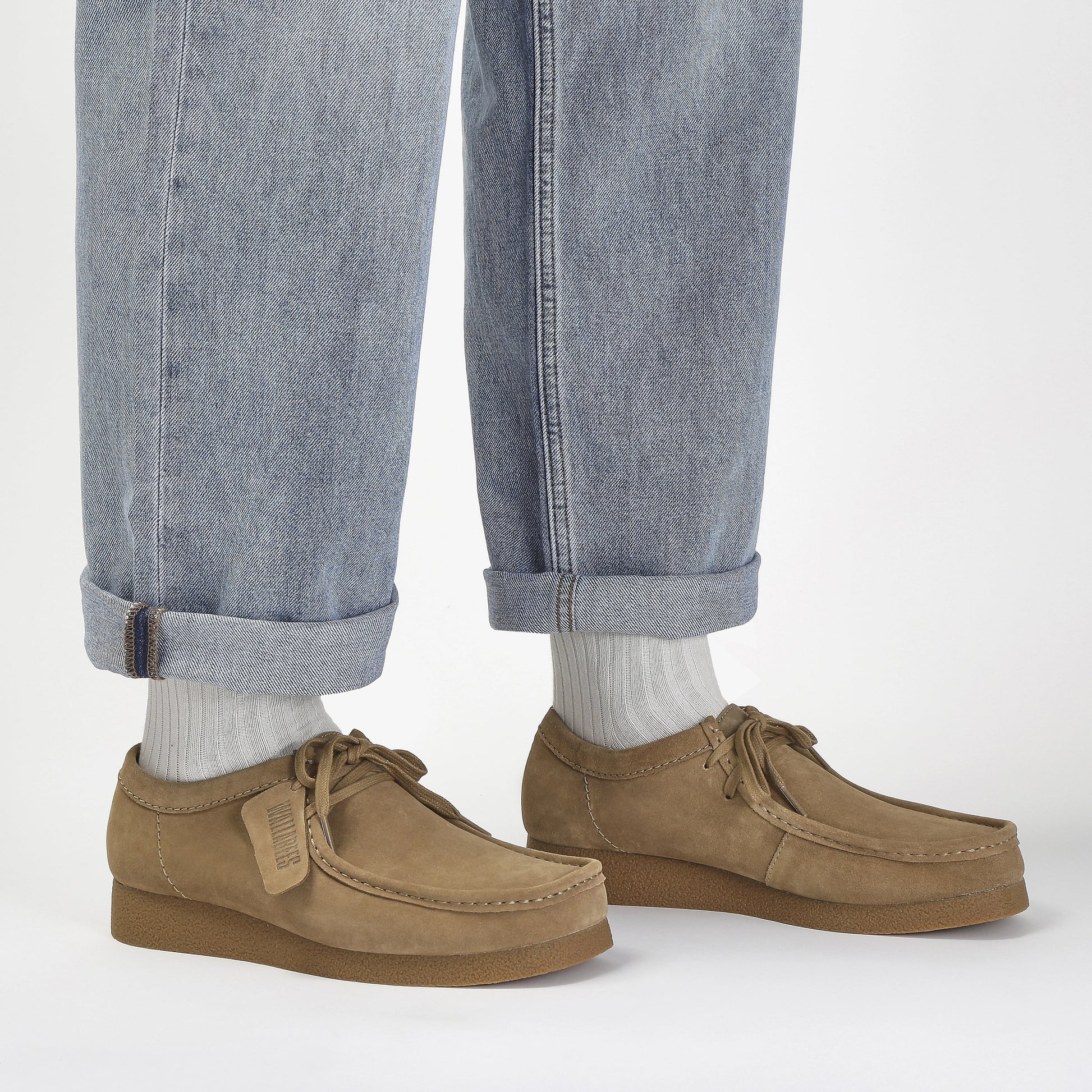 Zapatos Casual De La Marca Clarks  Para Hombre Modelo Wallabeeevo Dark Sand Suede En Color Marrón