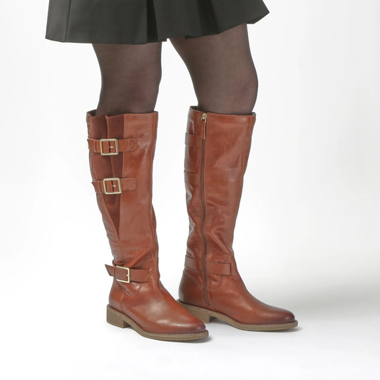 Botas De La Marca Clarks  Para Mujer Modelo Cologne Up British Tan Lea En Color Beige