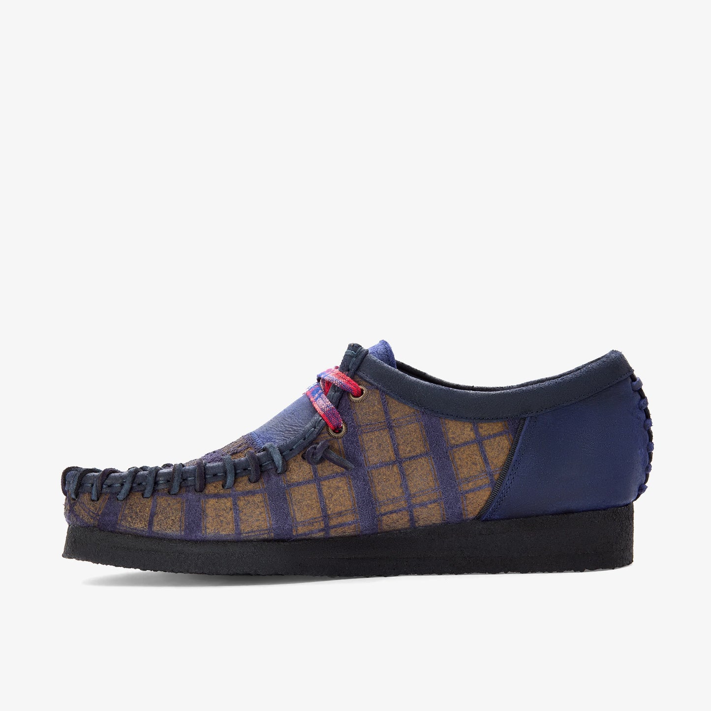 Zapatos Casual De La Marca Clarks  Para Hombre Modelo Wallabee Navy Combi En Color Azul