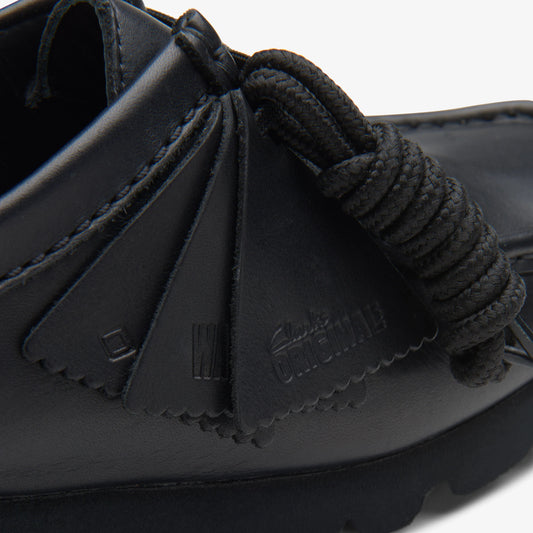 Sandalias De La Marca Clarks  Para Mujer Modelo Wallabee.Gtx Blk/Black Lea En Color Negro