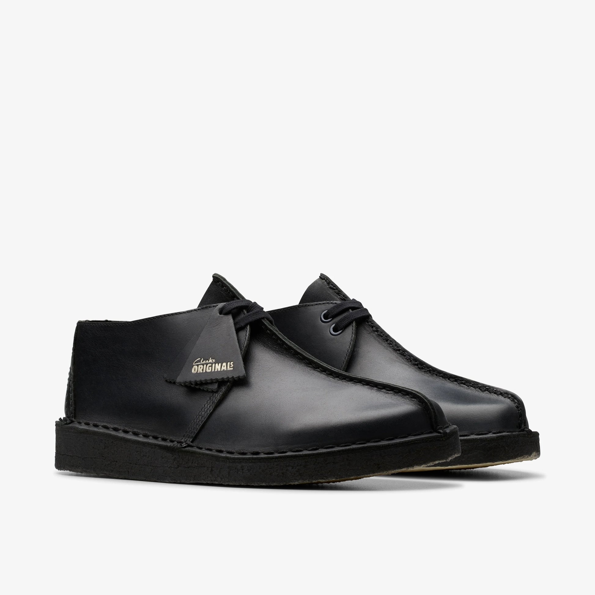 Zapatos Casual De La Marca Clarks  Para Hombre Modelo Desert Trek Blk Smooth Lea En Color Negro