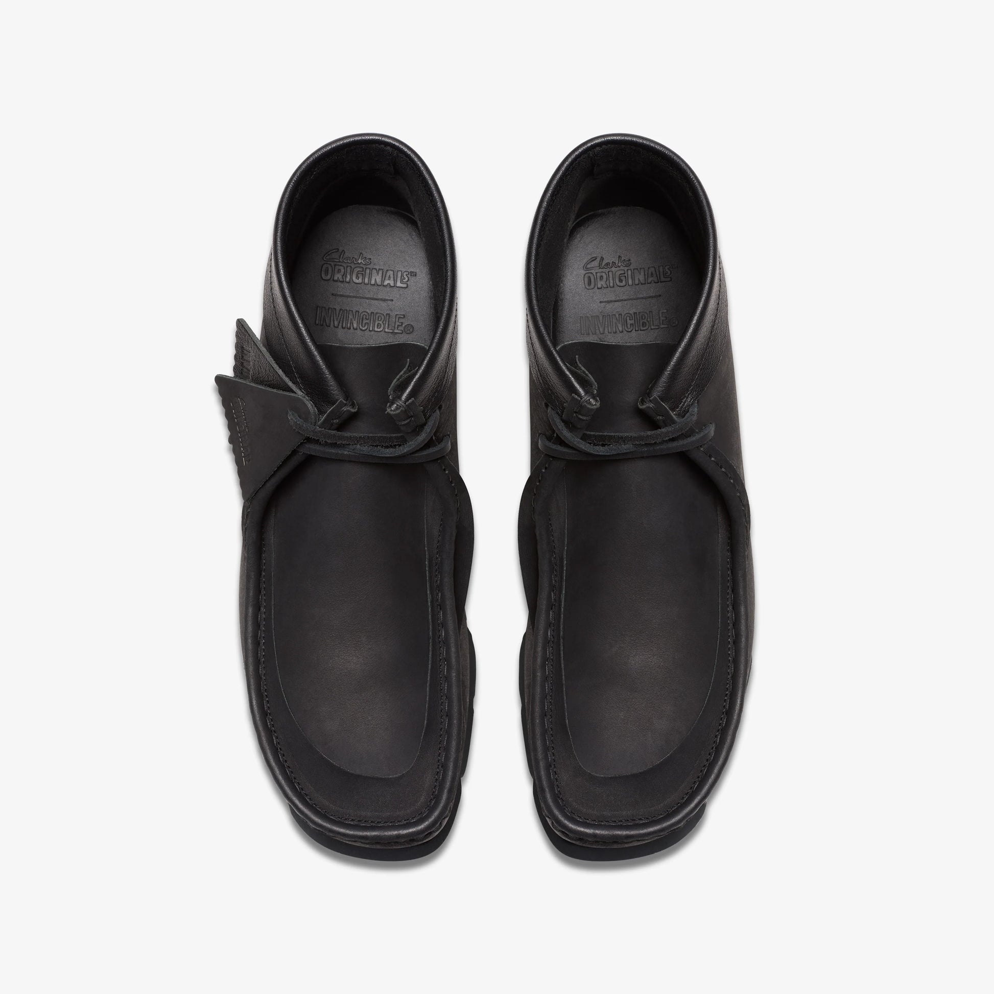 Botas De La Marca Clarks  Para Hombre Modelo Wallabee Boot Black Combi En Color Negro
