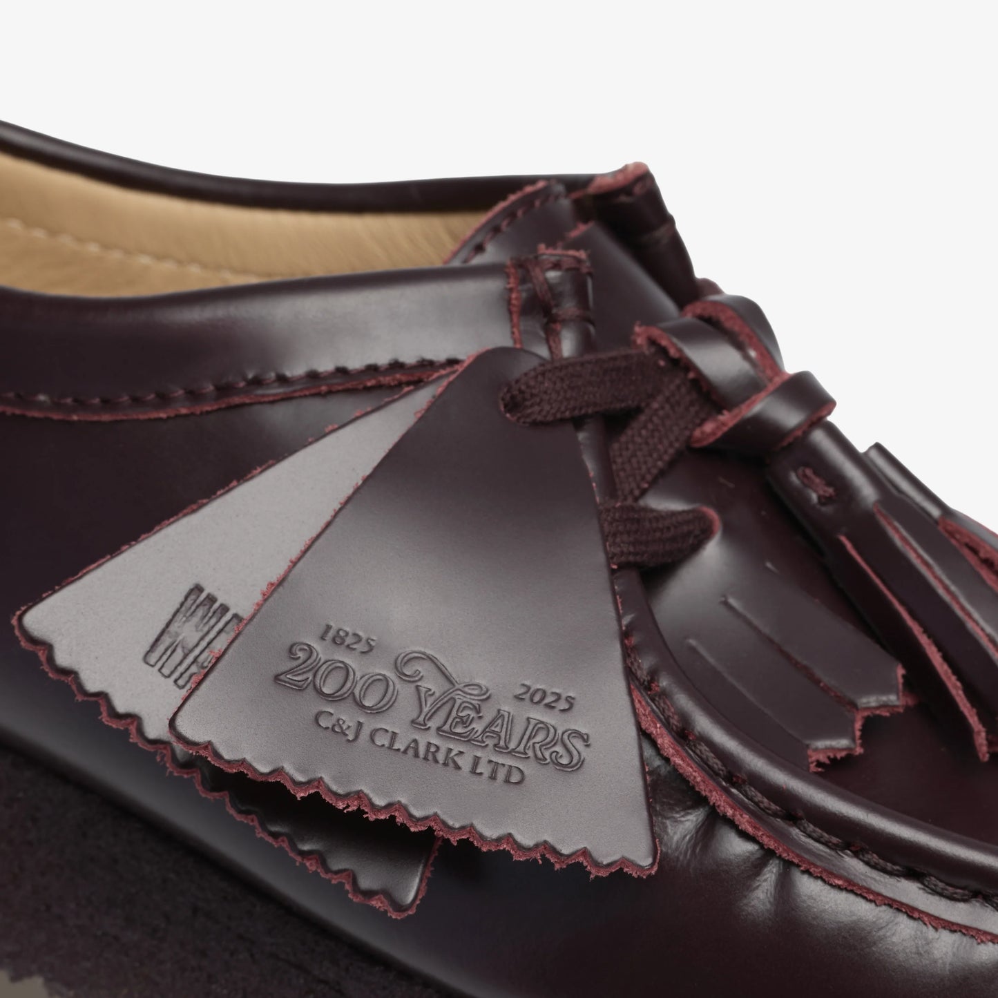 Sandalias De La Marca Clarks  Para Mujer Modelo Wallabee. Purple Grape Lea En Color Lila