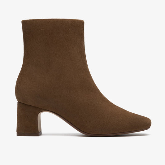 Botas De La Marca Clarks  Para Mujer Modelo Fernie Zip Walnut Suede En Color Marrón