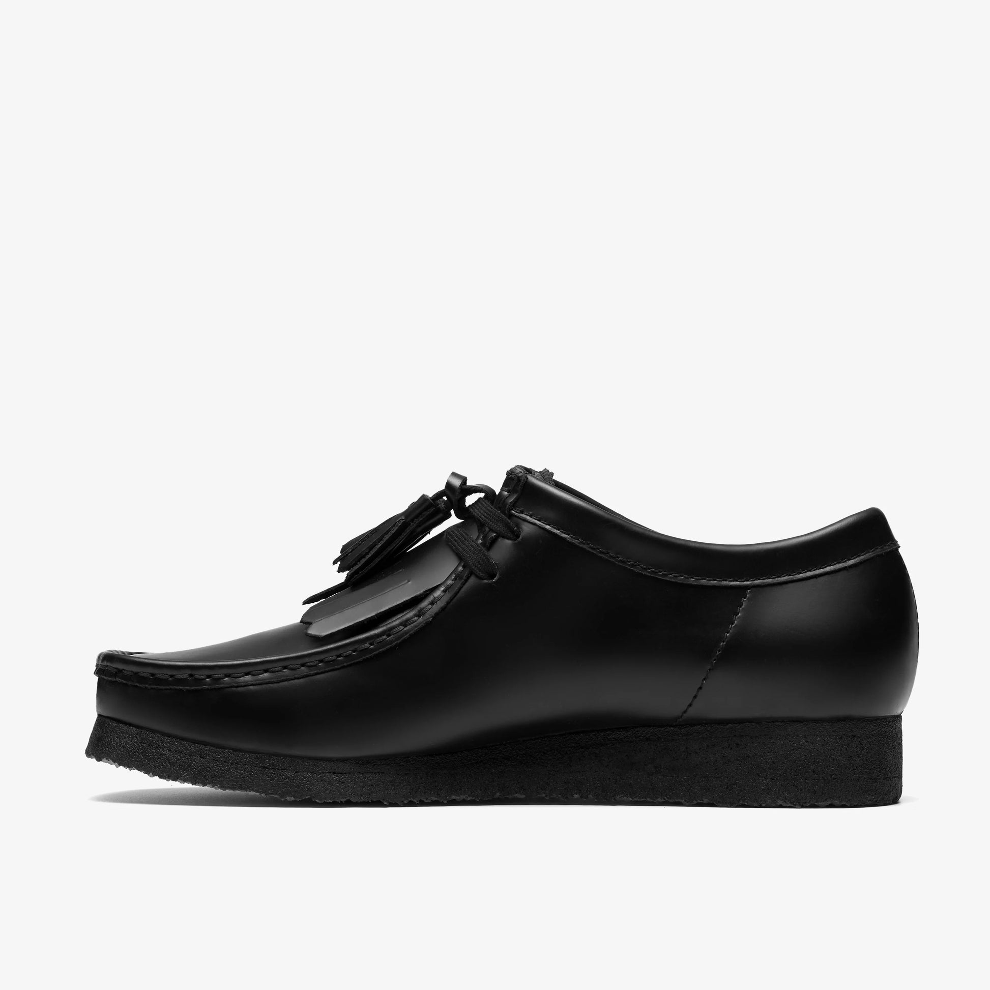 Zapatos Casual De La Marca Clarks  Para Hombre Modelo Wallabee Blk Hishine Lea En Color Negro