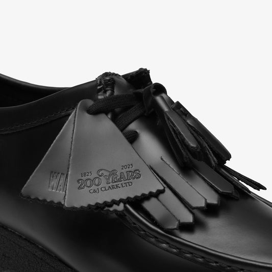 Zapatos Casual De La Marca Clarks  Para Hombre Modelo Wallabee Blk Hishine Lea En Color Negro