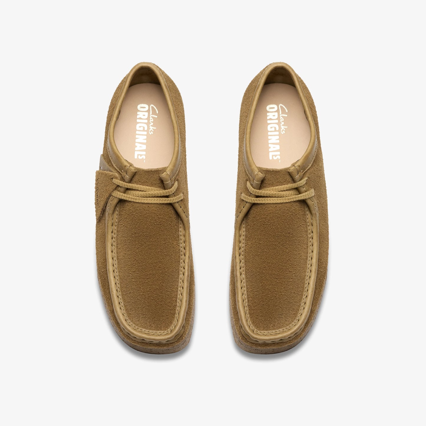 Zapatos Casual De La Marca Clarks  Para Hombre Modelo Wallabee Tan Suede En Color Marrón