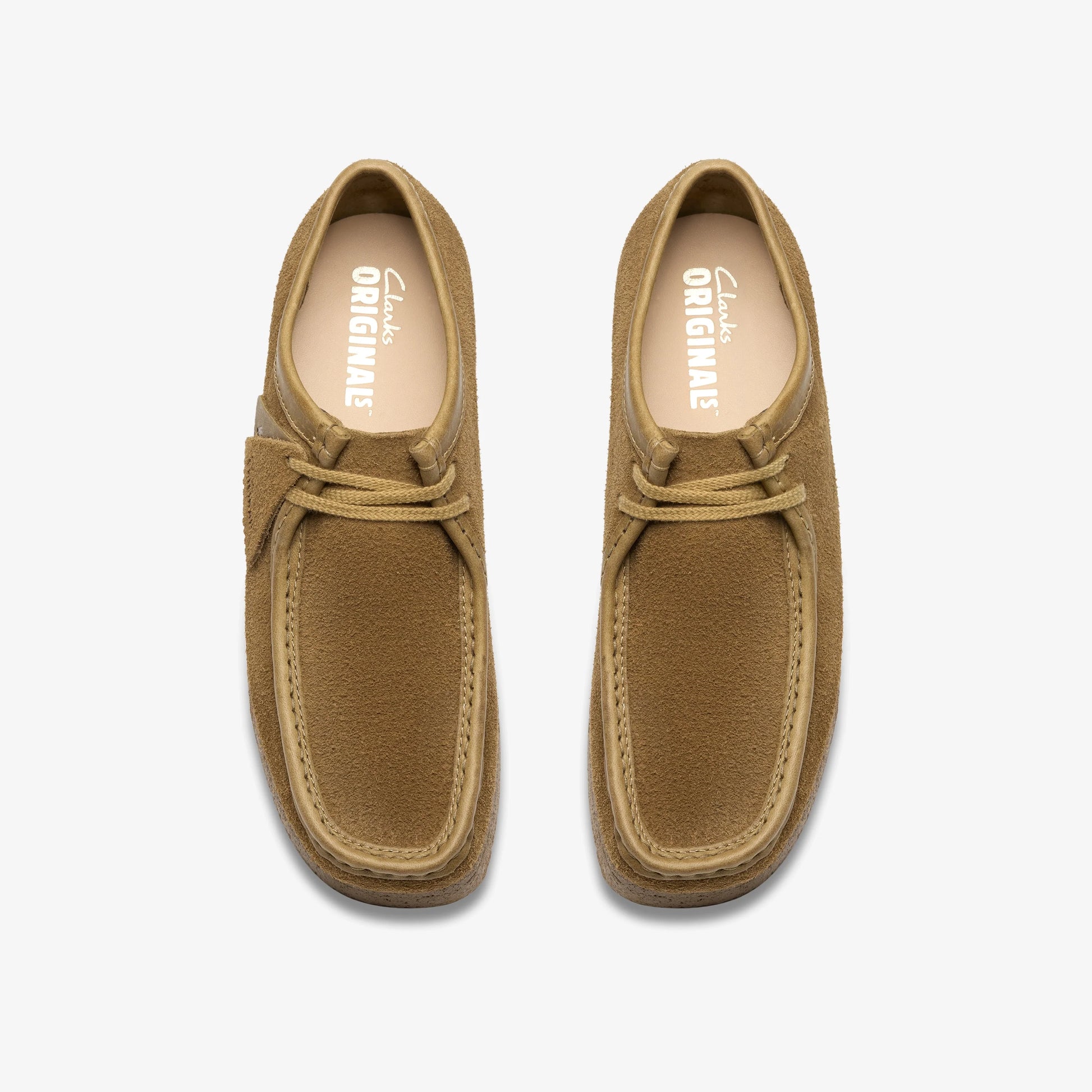 Zapatos Casual De La Marca Clarks  Para Hombre Modelo Wallabee Tan Suede En Color Marrón