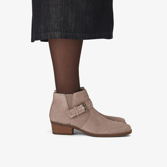 Botas De La Marca Clarks  Para Mujer Modelo Danyelle Wish Light Taupe Sde En Color Beige