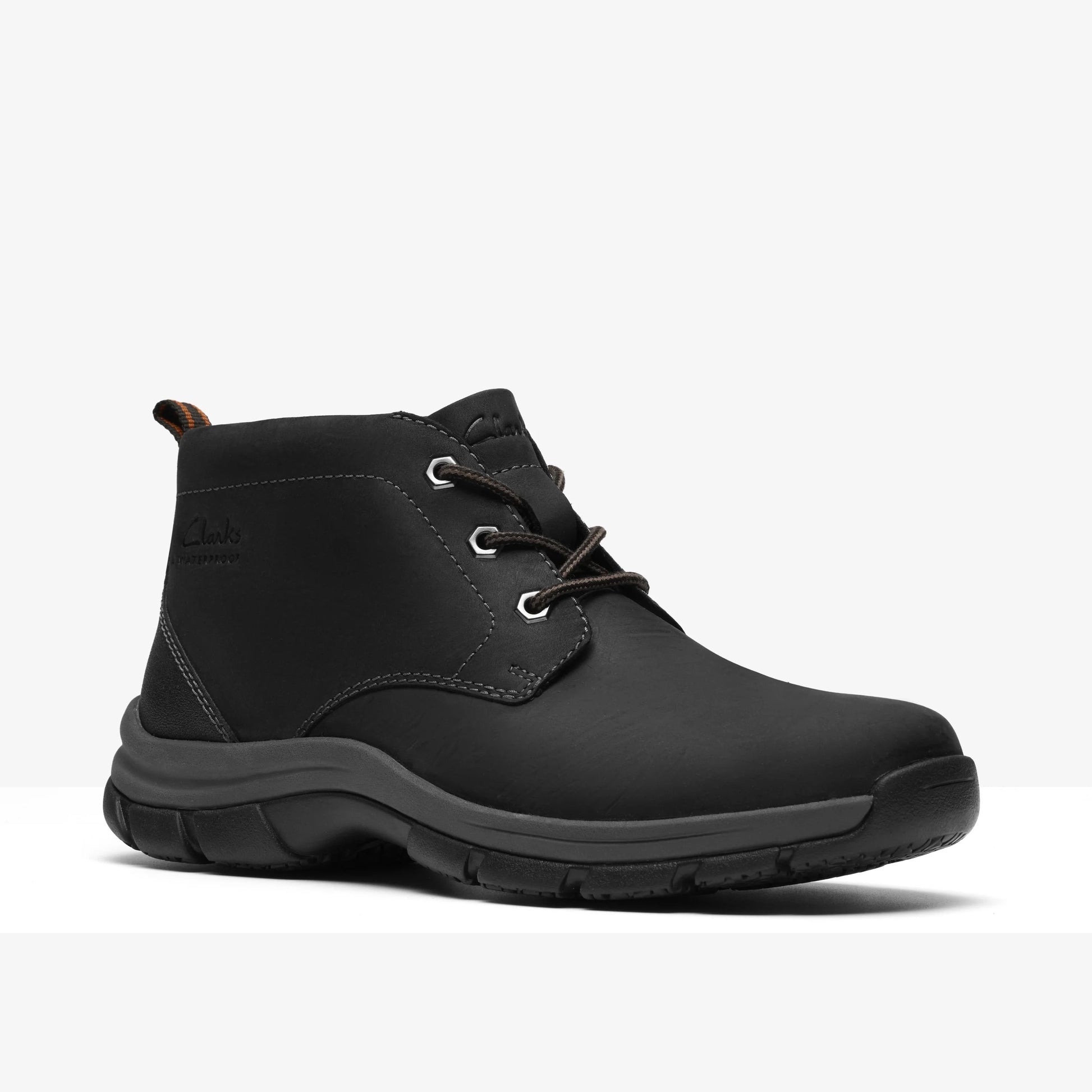 Botas De La Marca Clarks  Para Hombre Modelo Walpath Chukka Black Leather En Color Negro