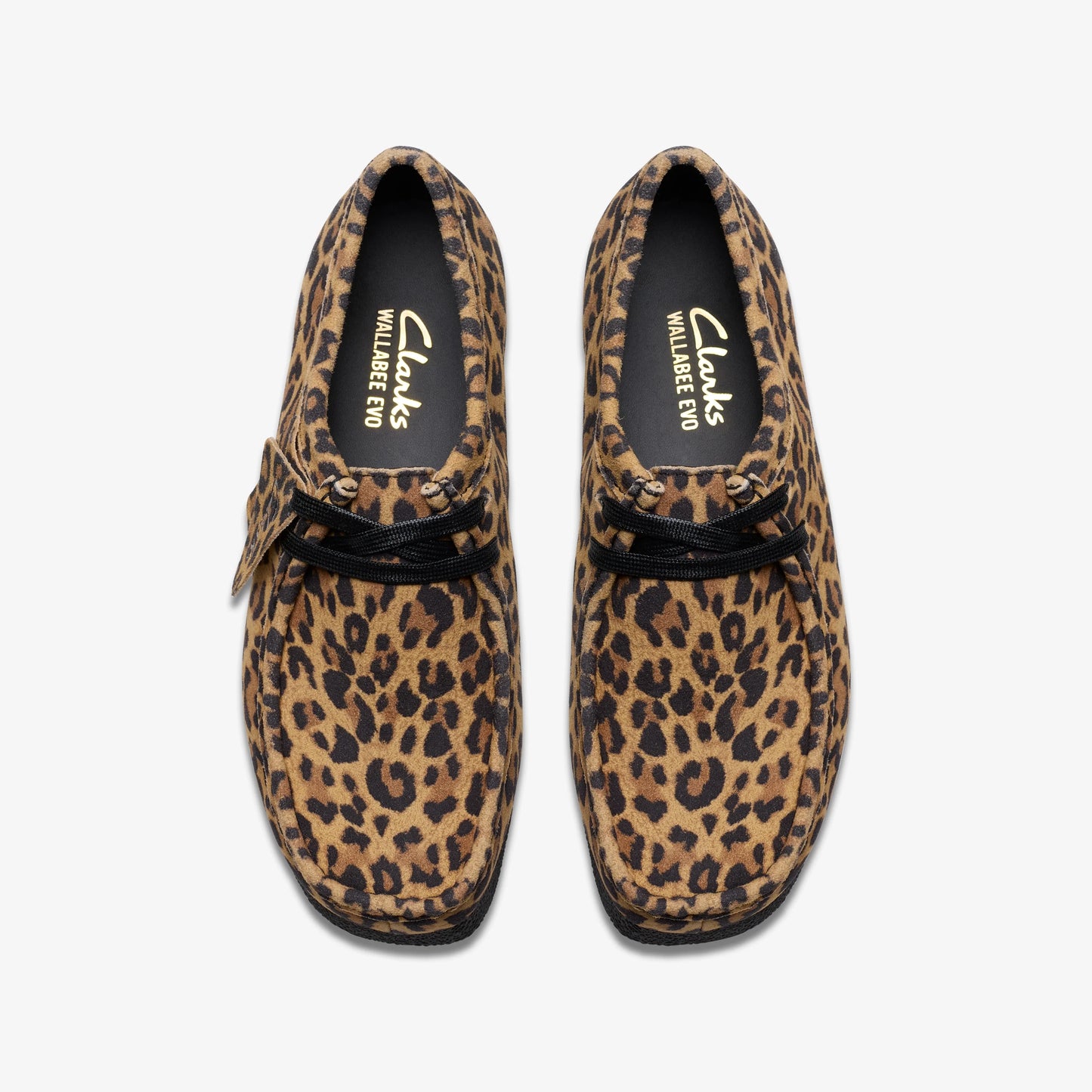 Zapatos Casual De La Marca Clarks  Para Mujer Modelo Wallabeeevosh Leopard Suede En Color Animal Print