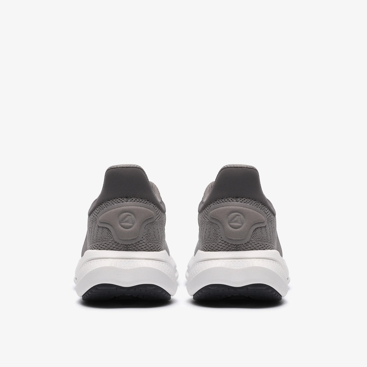 CLARKS PACE MOVE GREY: сірий кросівки для чоловіків