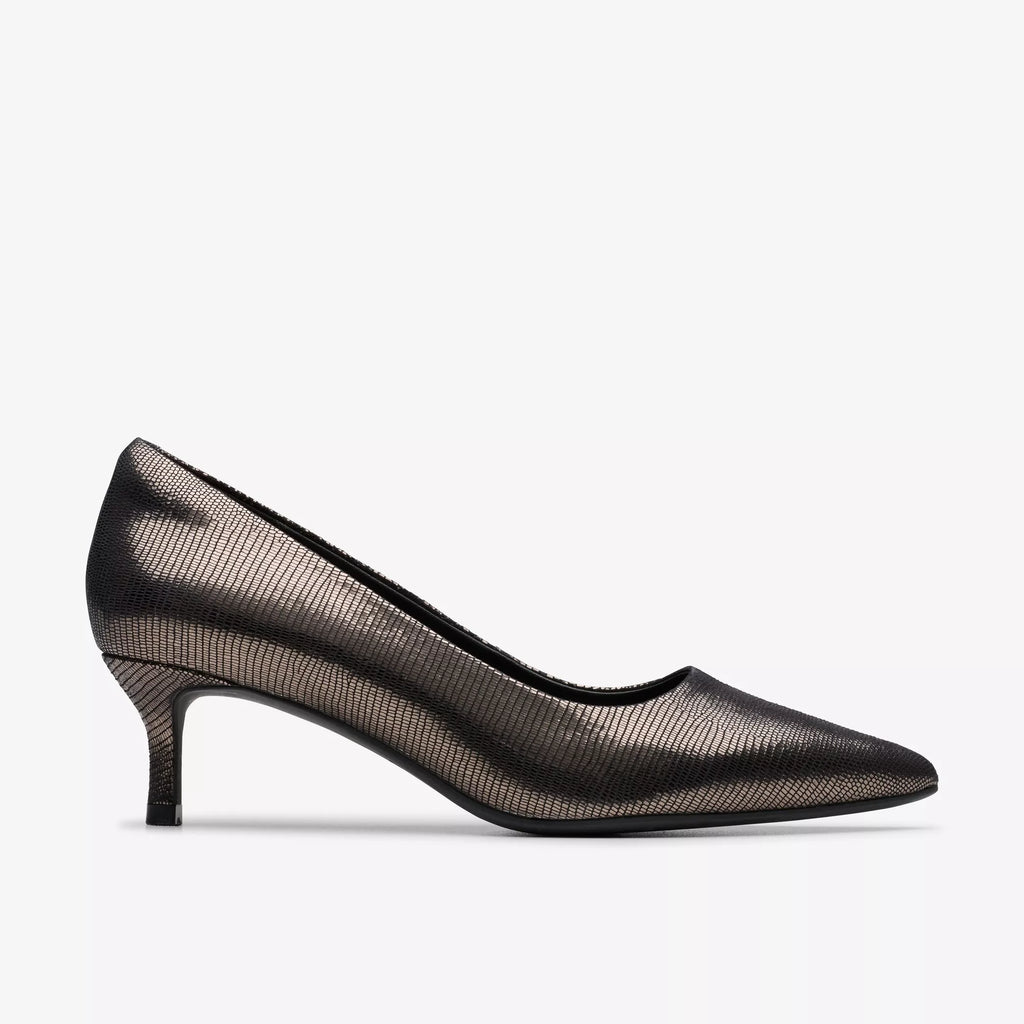 CLARKS | DRESS SHOES | WOMEN'S | ZAREY COURT METALLIC | Silver