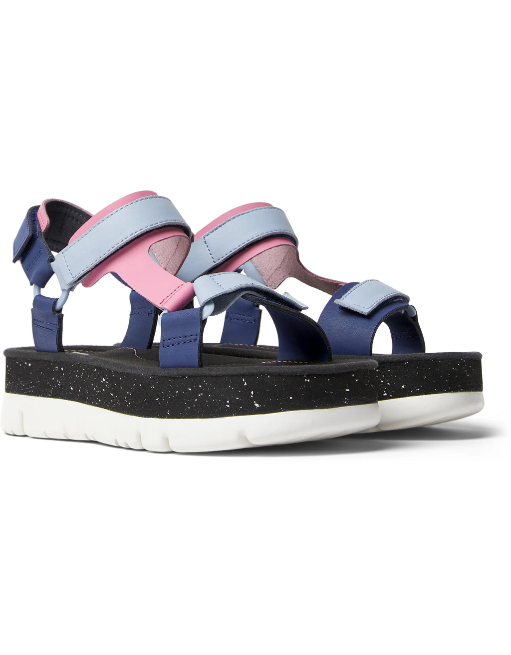 ZAPATOS CAMPER REFERENCIA K201037-031 IMAGEN PERSPECTIVA