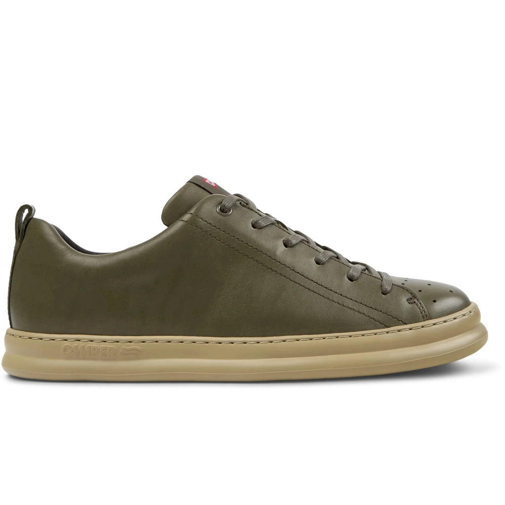 CAMPER Runner, brun sneakers för herr hos Tascón