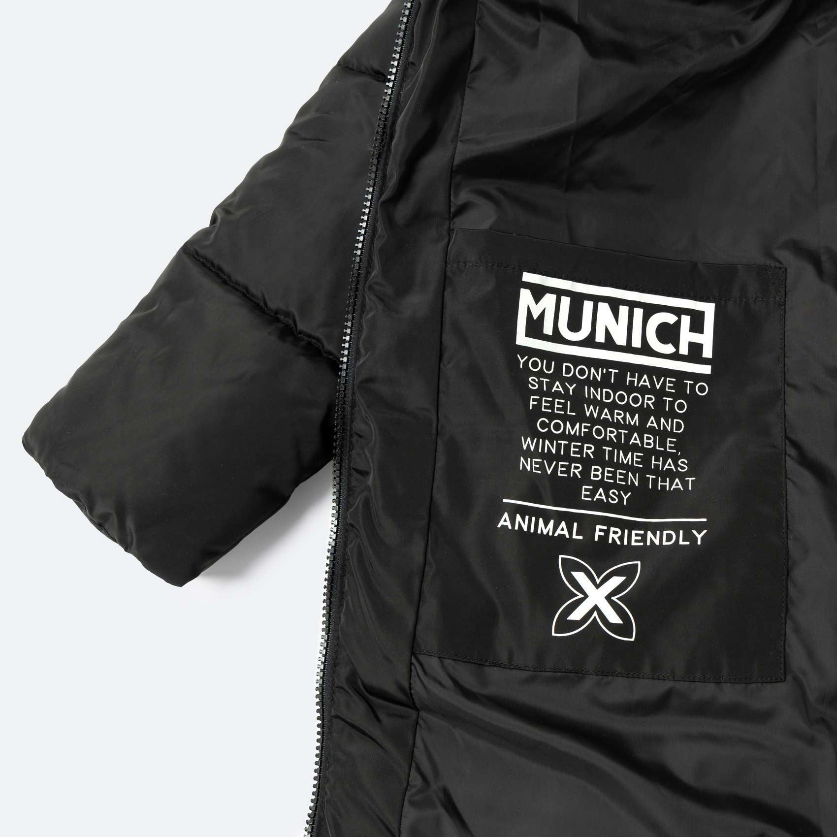 Chaqueta de la marca munich para mujer modelo long padding black en color negro