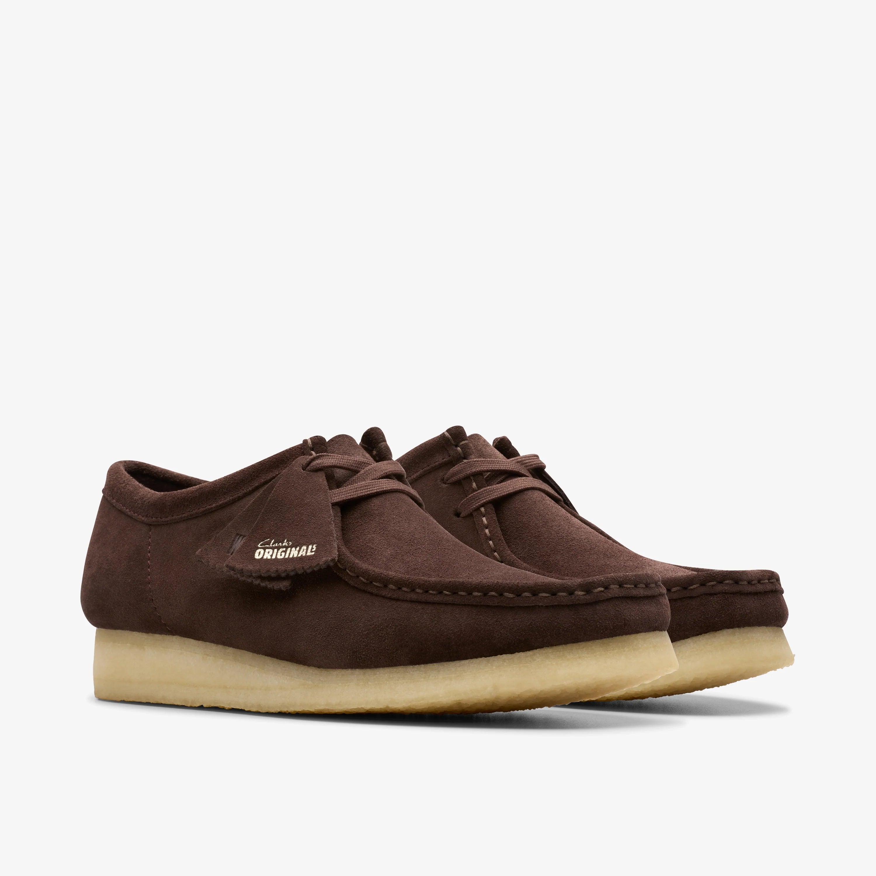 Zapatos Casual De La Marca Clarks  Para Hombre Modelo Wallabee Dark Brown Suede En Color Marrón