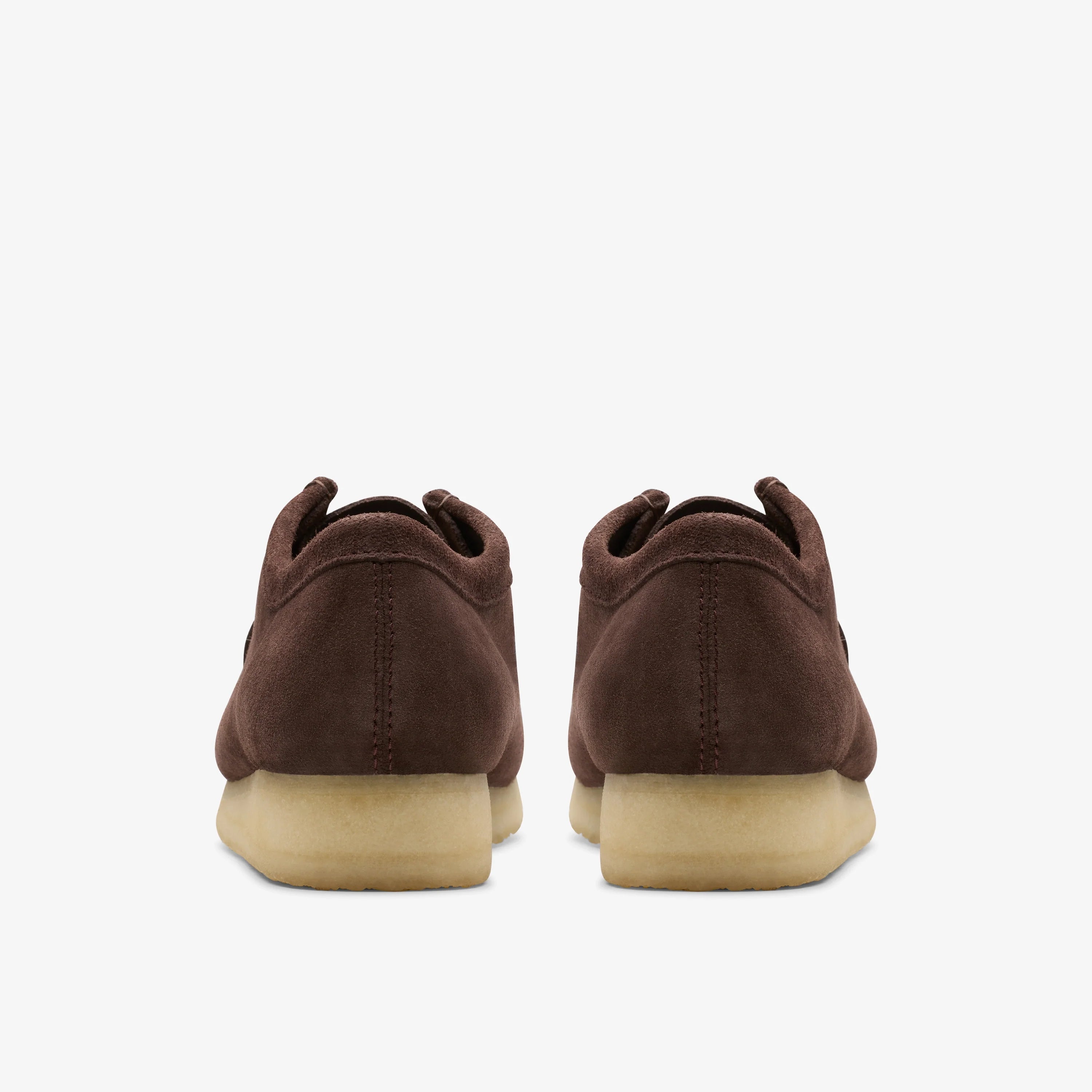 Zapatos Casual De La Marca Clarks  Para Hombre Modelo Wallabee Dark Brown Suede En Color Marrón