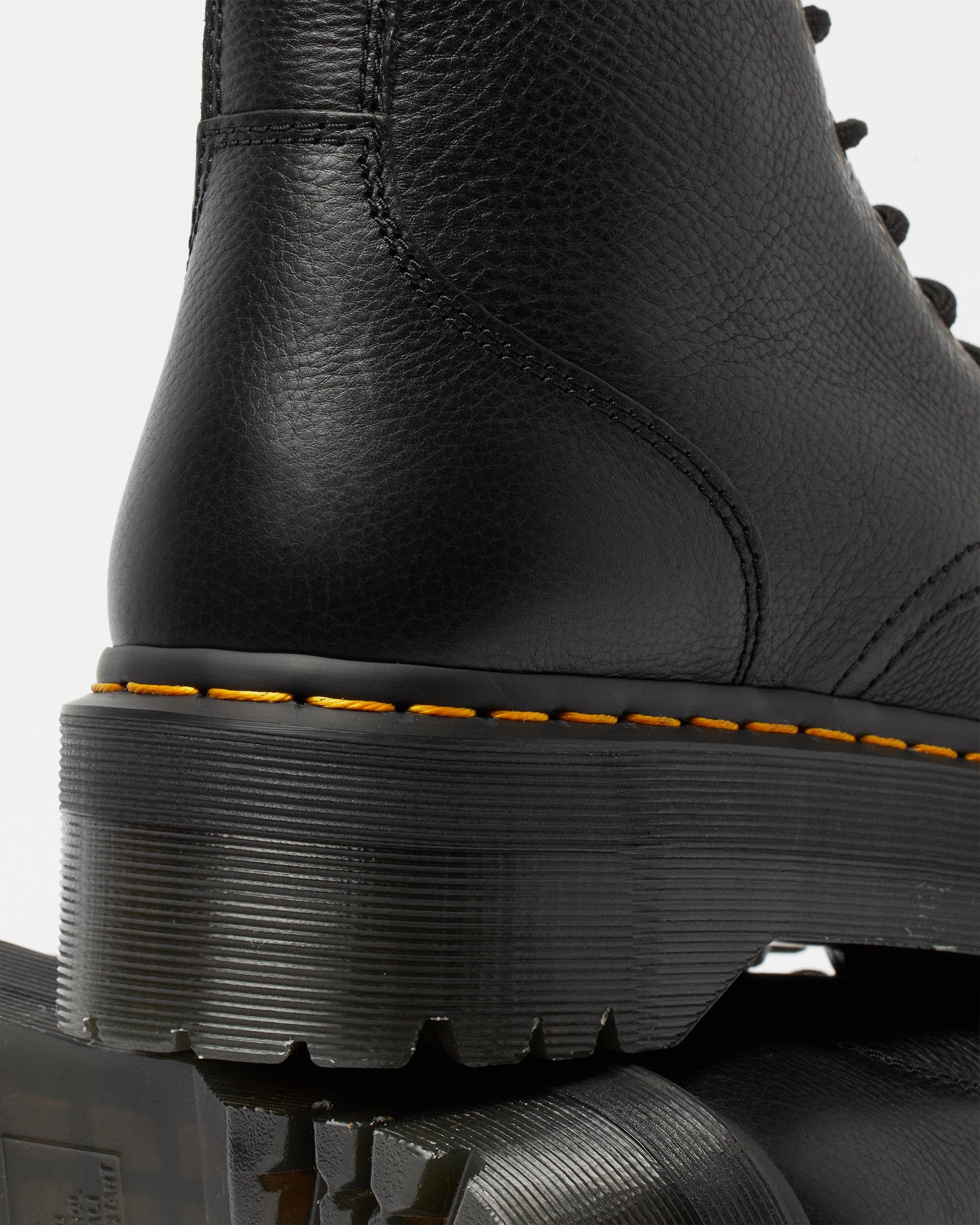 DR. MARTENS | BOTINS | DONA | JADON III BLACK PISSA | NEGRE