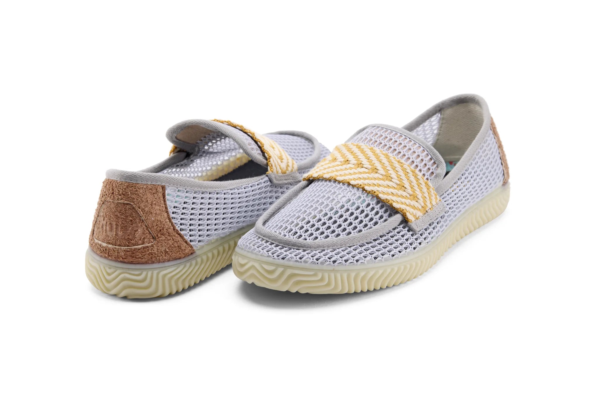 DUUO ONA MOK 07: grey trainers unisex
